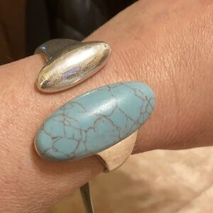 NWT RLM silver tone hinged bracket with large oval faux turquoise stone